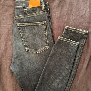 Citizens of Humanity Blue Denim Jeans. Size 28. “Chrissy”